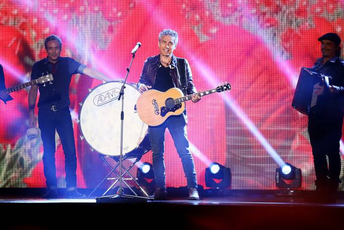 ROME, ITALY - APRIL 25:  Luciano Ligabue performs during the 'Viva il 25 aprile!' at Piazza del Quirinale on April 25, 2015 in Rome, Italy.  (Photo by Ernesto Ruscio/Getty Images)