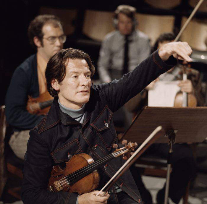 English conductor and violinist Neville Marriner, circa 1965. (Photo by Erich Auerbach/Hulton Archive/Getty Images)
