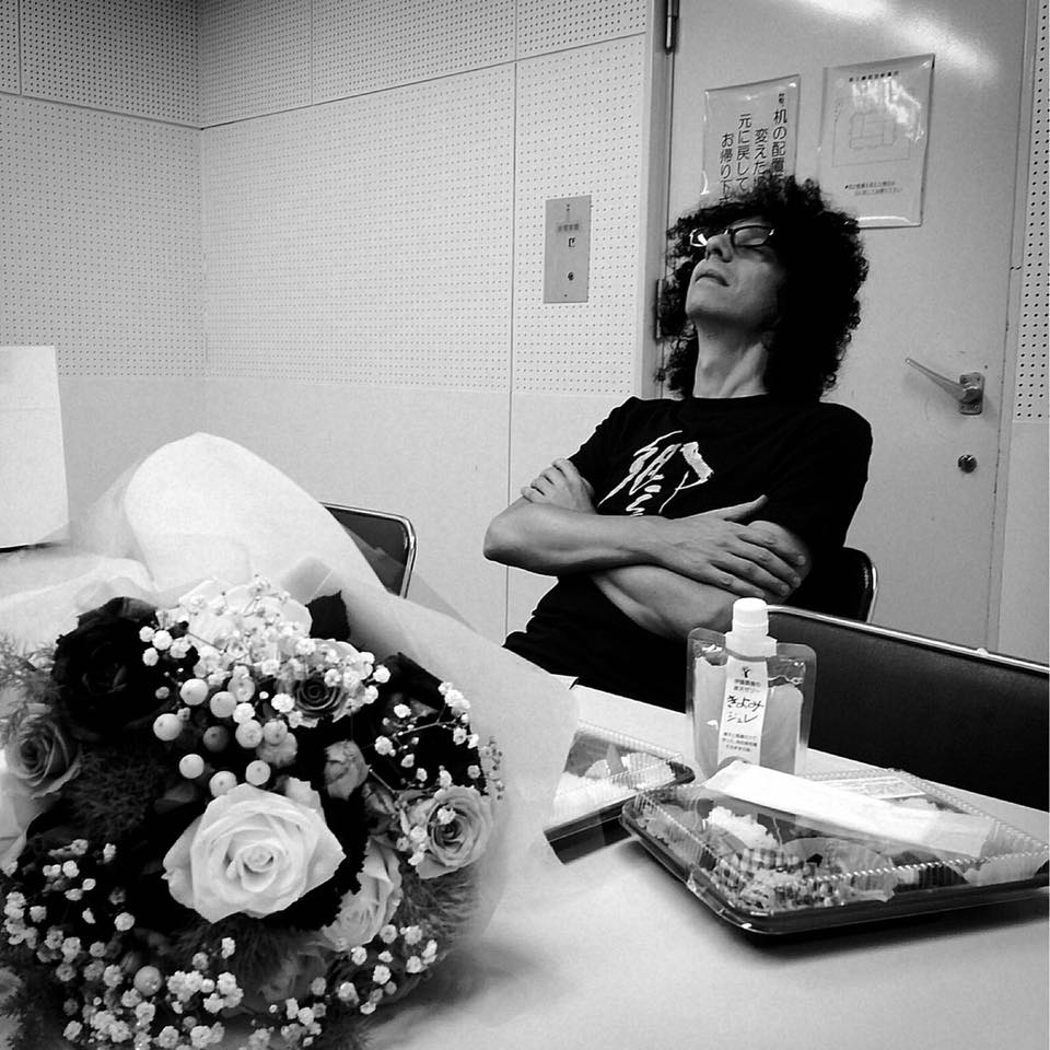 giovanni-allevi-ospedale-distacco-retina