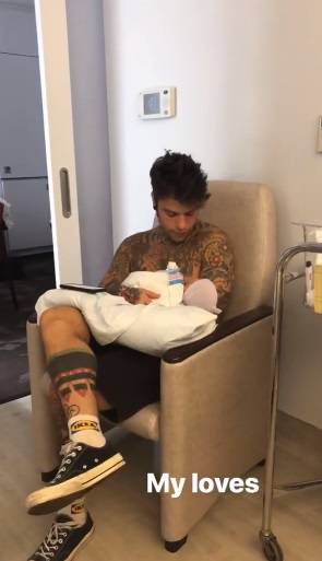 fedez-ferragni-leone-nato-foto(2)