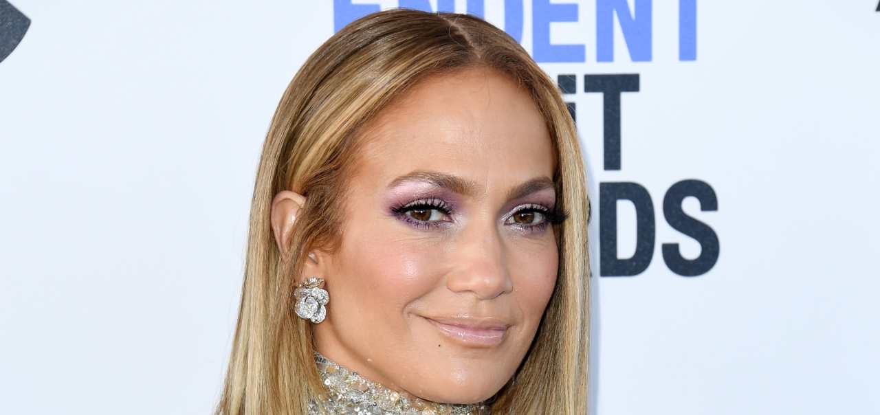 jennifer lopez senza trucco