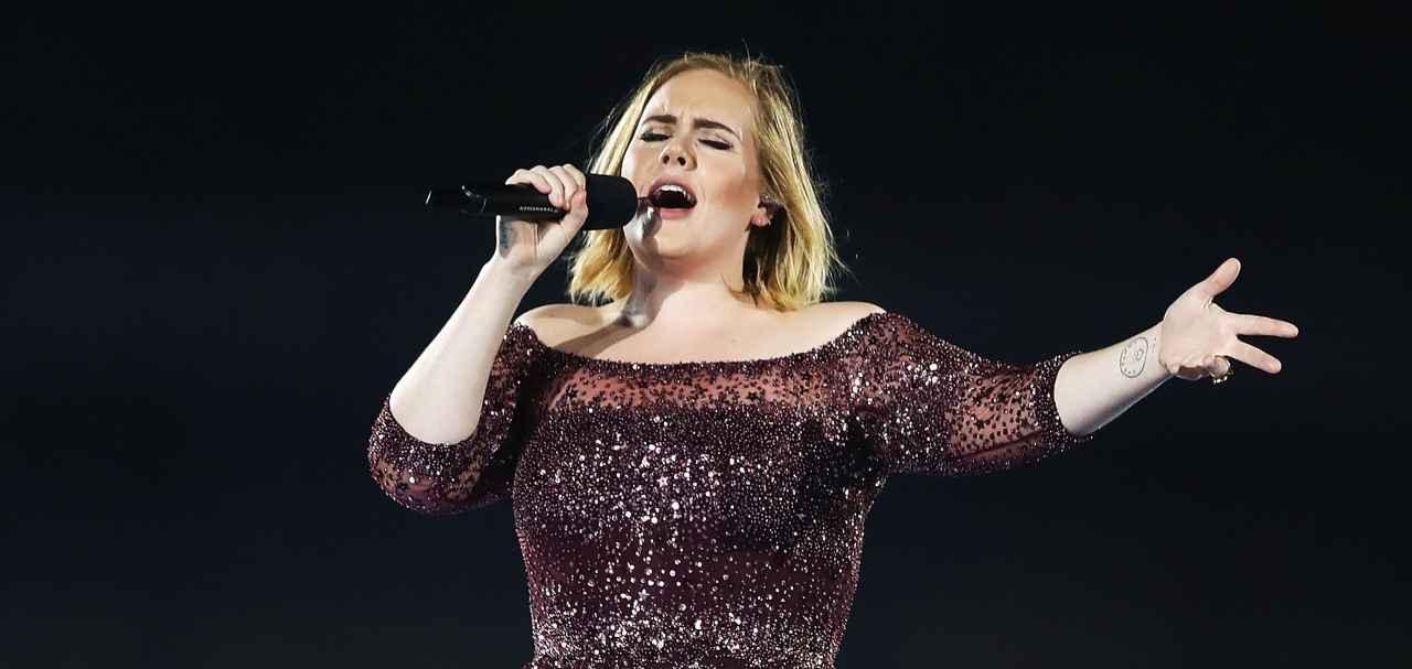 adele senza trucco