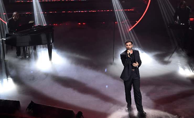 racconto marco Mengoni