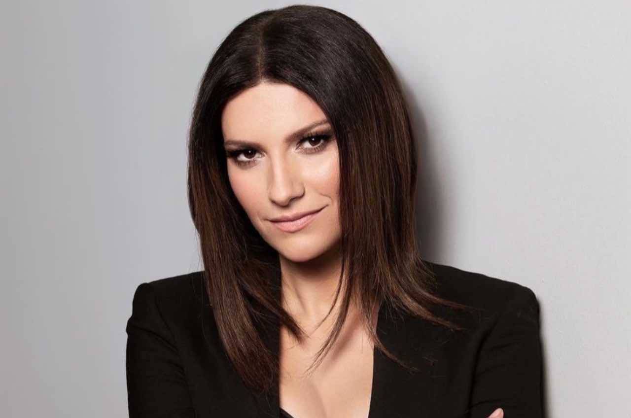 Laura Pausini fisico