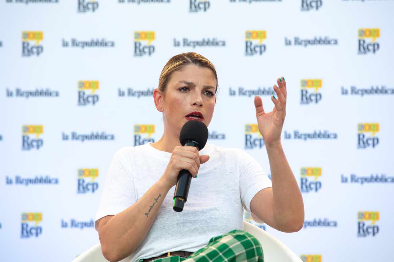 Emma Marrone bikini