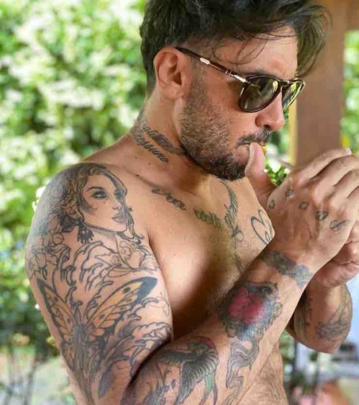 muscoli Fabrizio moro