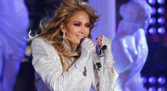 Jennifer Lopez, il look diventa virale | Ai fan non sfugge un dettaglio