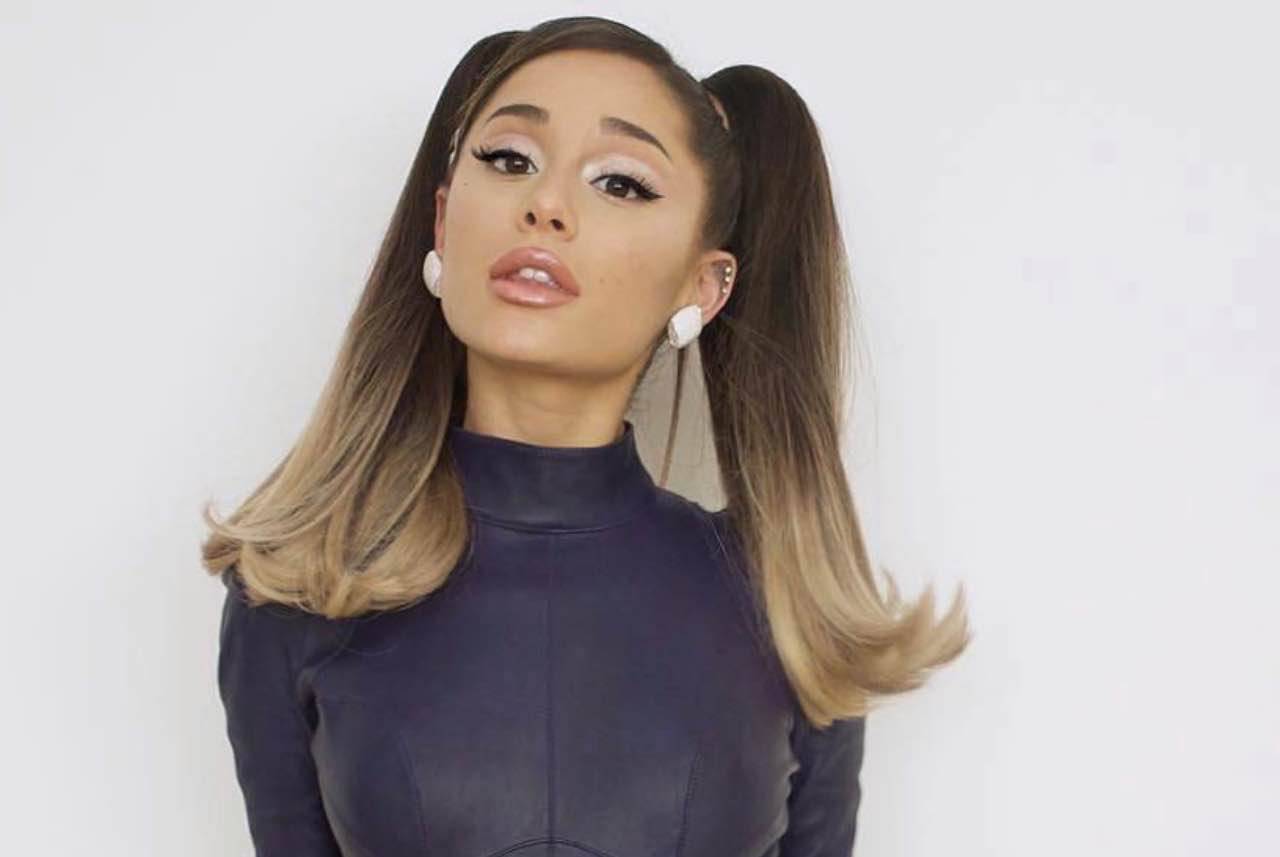 ariana grande foto