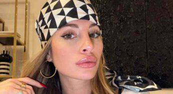 Chiara Nasti in costume conquista il web | Look mozzafiato
