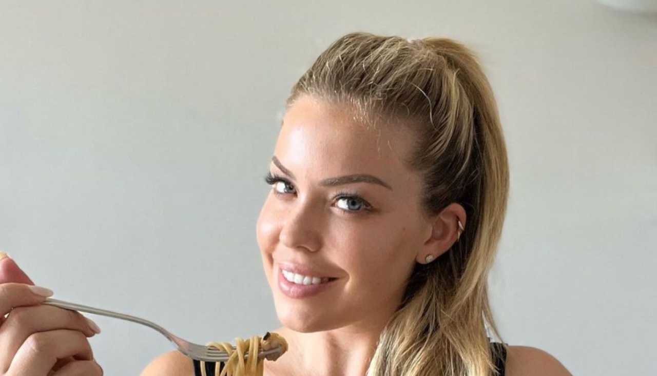Costanza Caracciolo