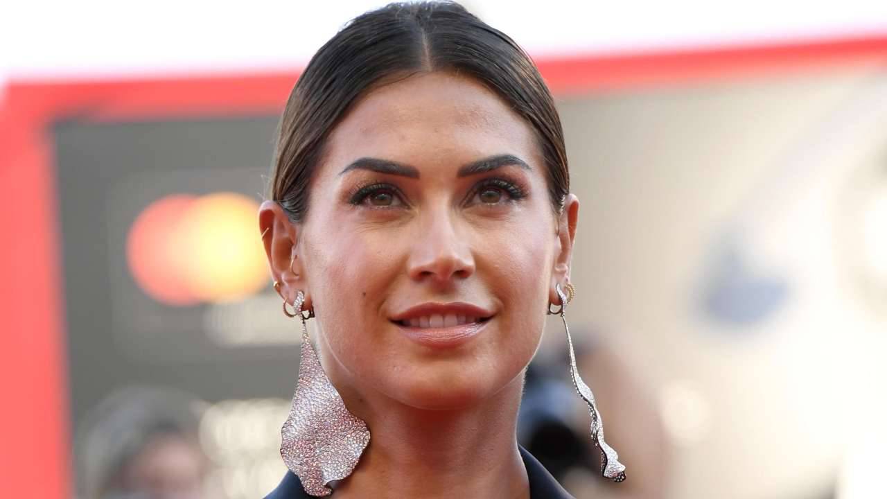 melissa satta fisico costume