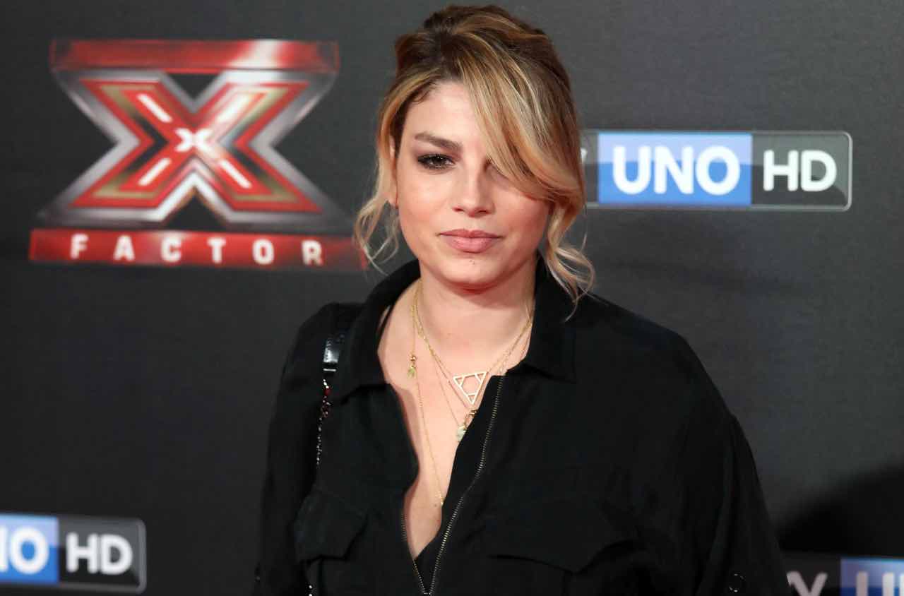 emma marrone scollatura