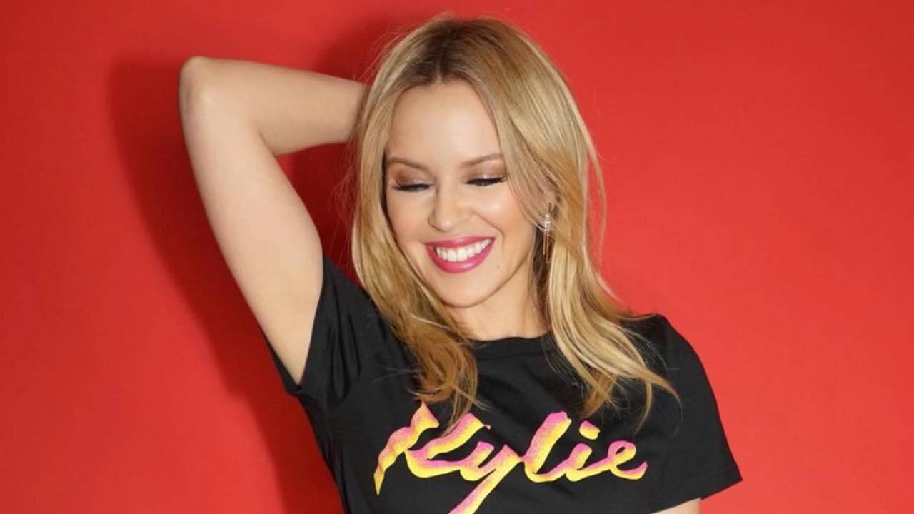 Kylie Minogue gambe