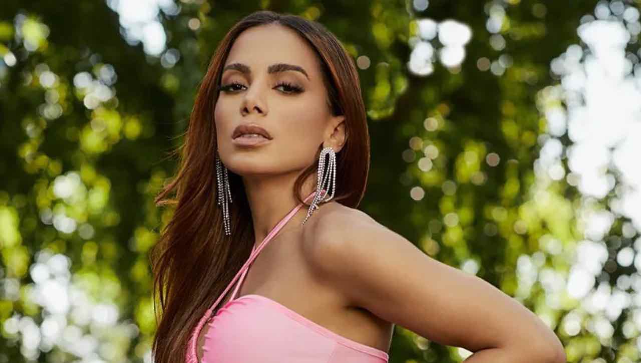 Anitta nuovo look