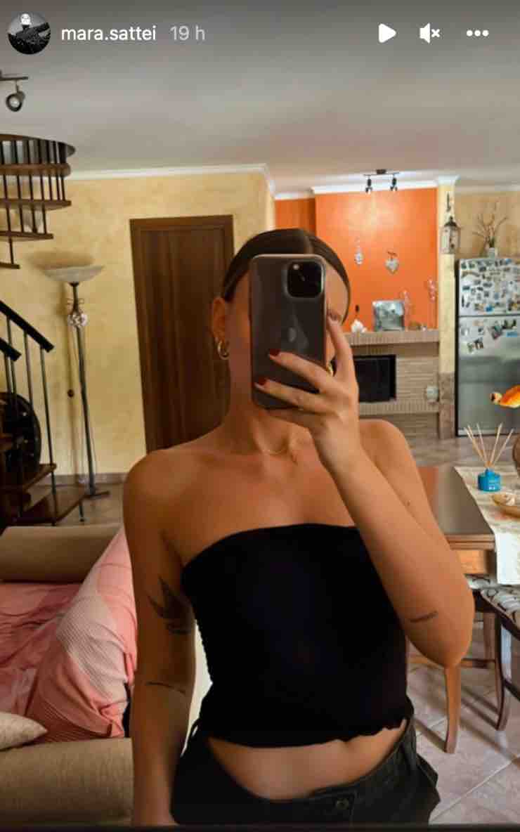 selfie Mara Sattei