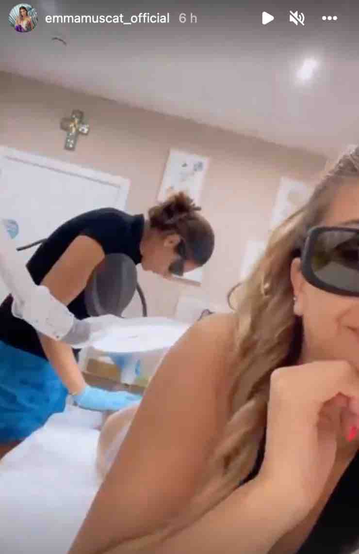video Emma Muscat