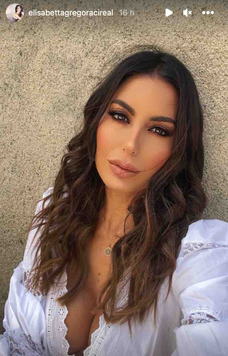 décolleté Elisabetta Gregoraci