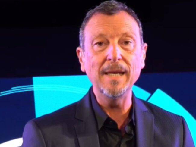 amadeus sanremo 2023 ospite