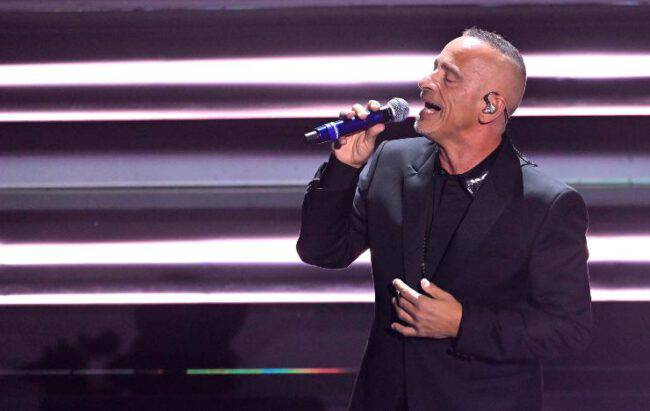 Eros Ramazzotti infuriato