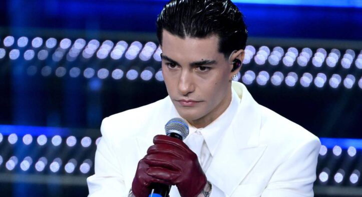 Tony Effe furioso dietro le quinte a Sanremo: cosa è successo, lui svela tutto